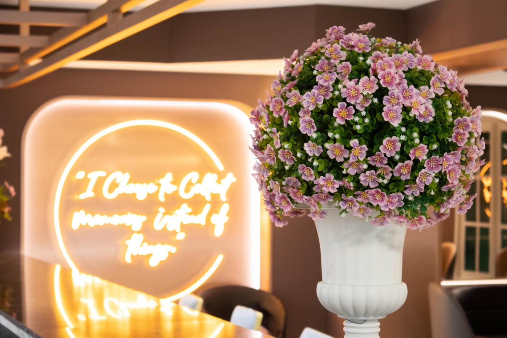 Siri Grand Bangkok Hotel Eksteriør bilde