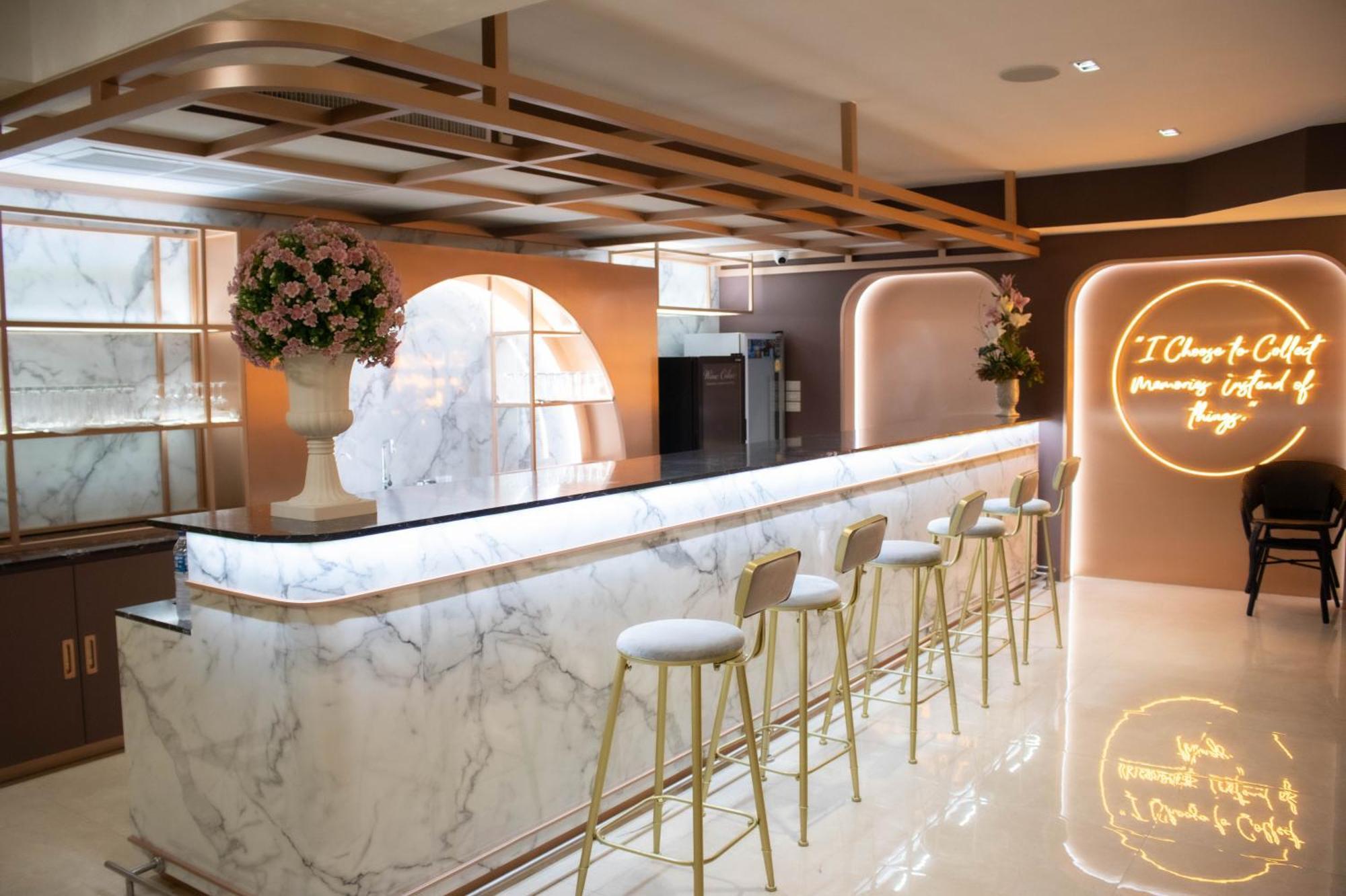 Siri Grand Bangkok Hotel Eksteriør bilde