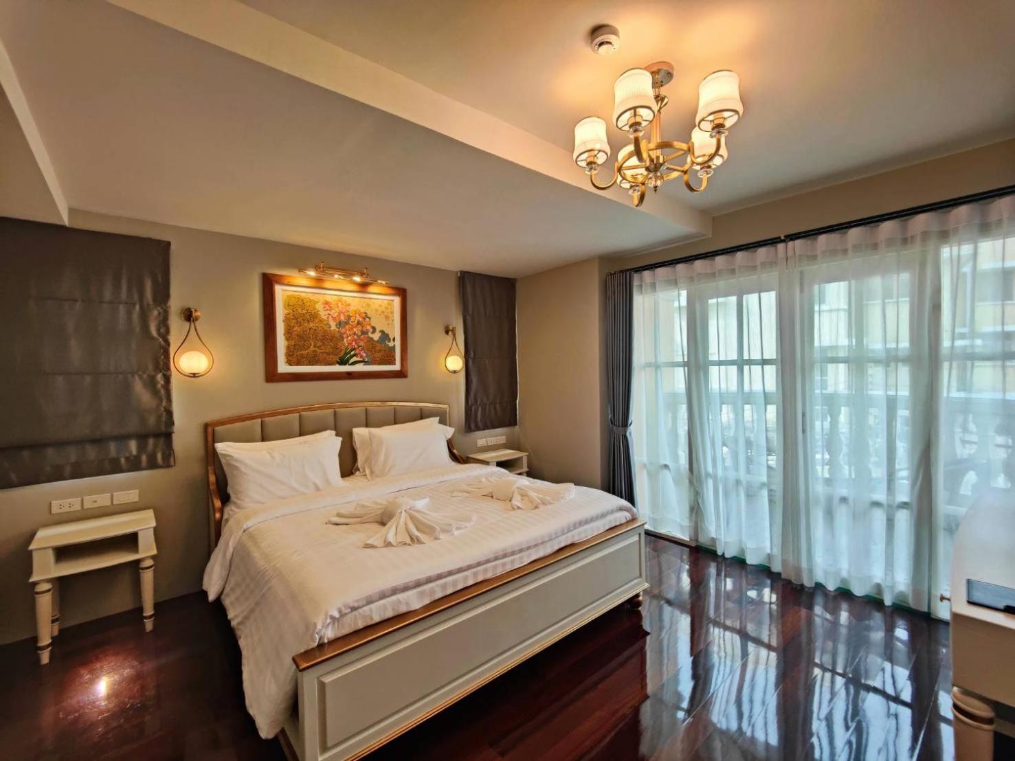 Siri Grand Bangkok Hotel Eksteriør bilde